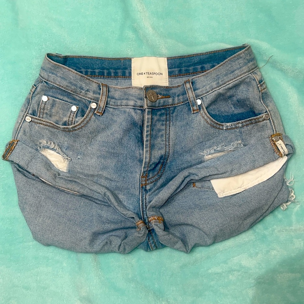 One teaspoon shorts😊